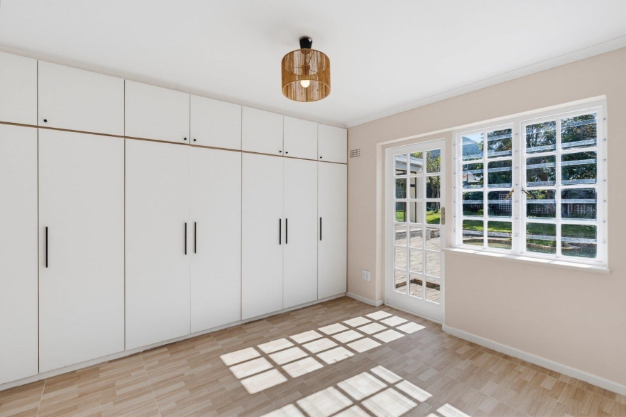 4 Bedroom Property for Sale in Hout Bay Western Cape